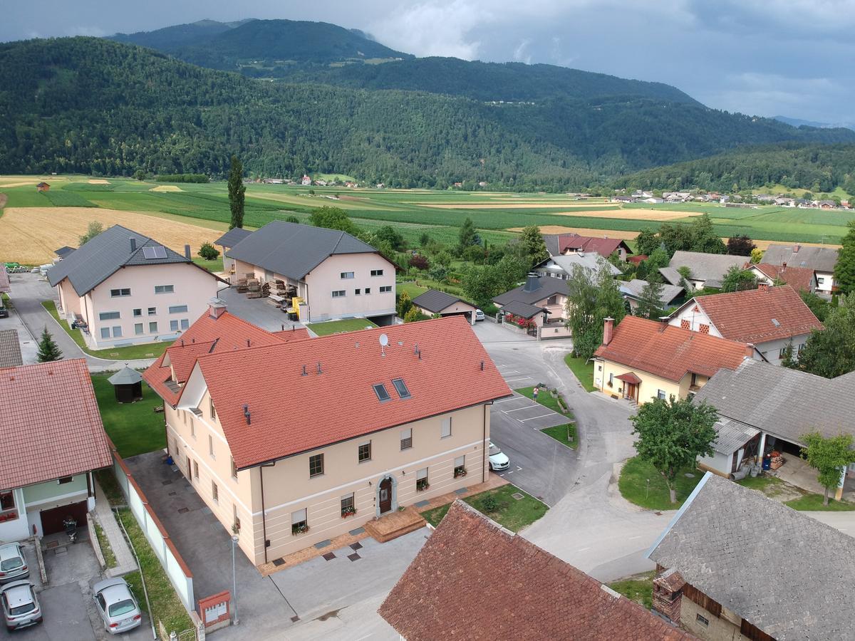 Bed&Breakfast Karun Cerklje na Gorenjskem Exterior foto